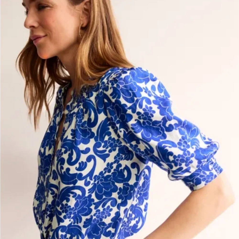 Boden Blue and White Floral Puff-Sleeve Top